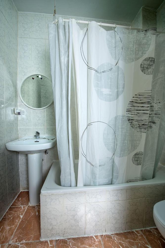 Hostal Santa Barbara Сория Екстериор снимка