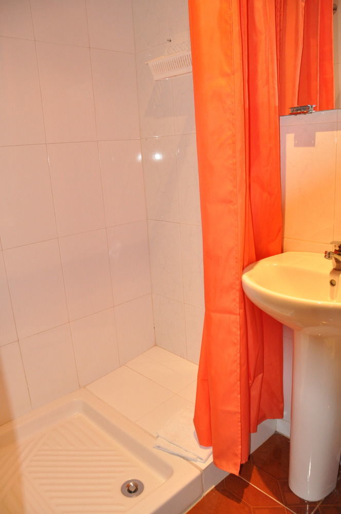 Hostal Santa Barbara Сория Екстериор снимка